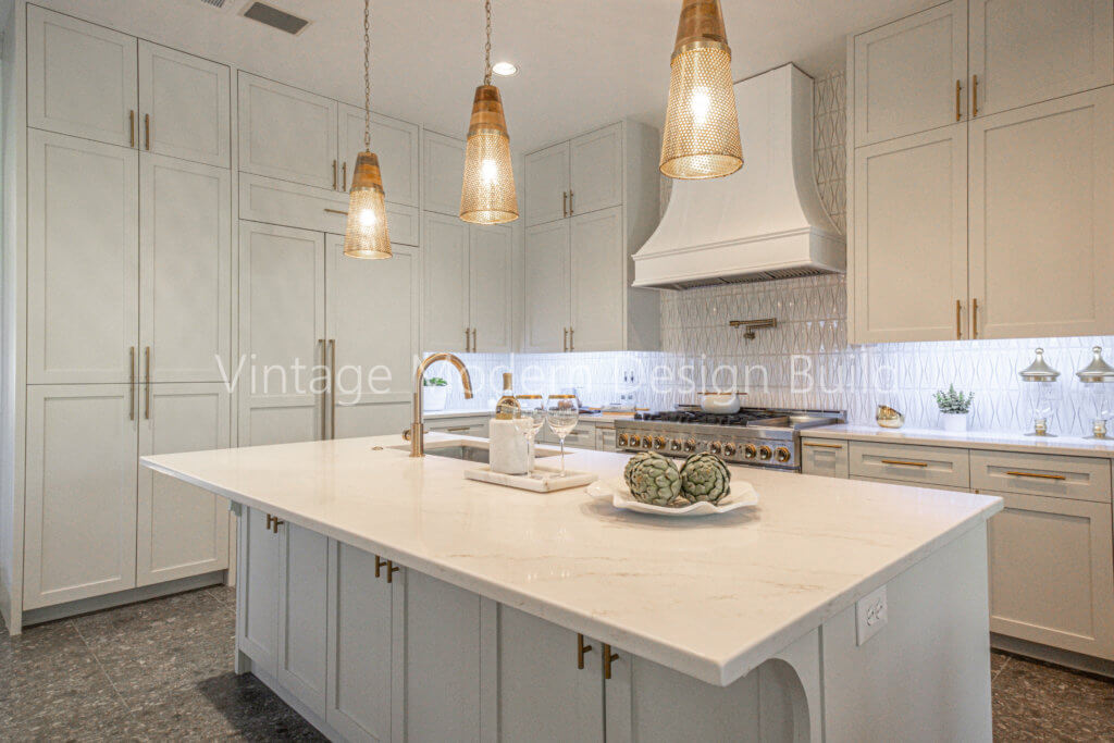 Elegant transitional kitchen remodeling project in Austin / West Lake Hills / Lakeway
