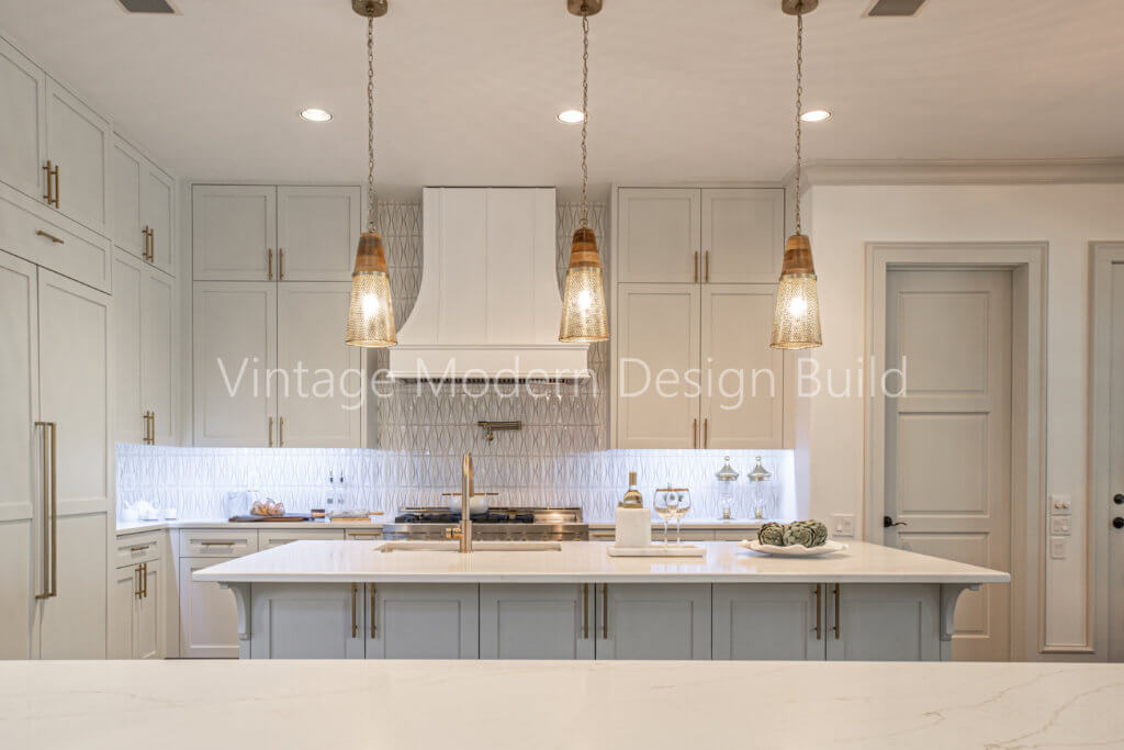 Elegant transitional kitchen remodeling project in Austin / West Lake Hills